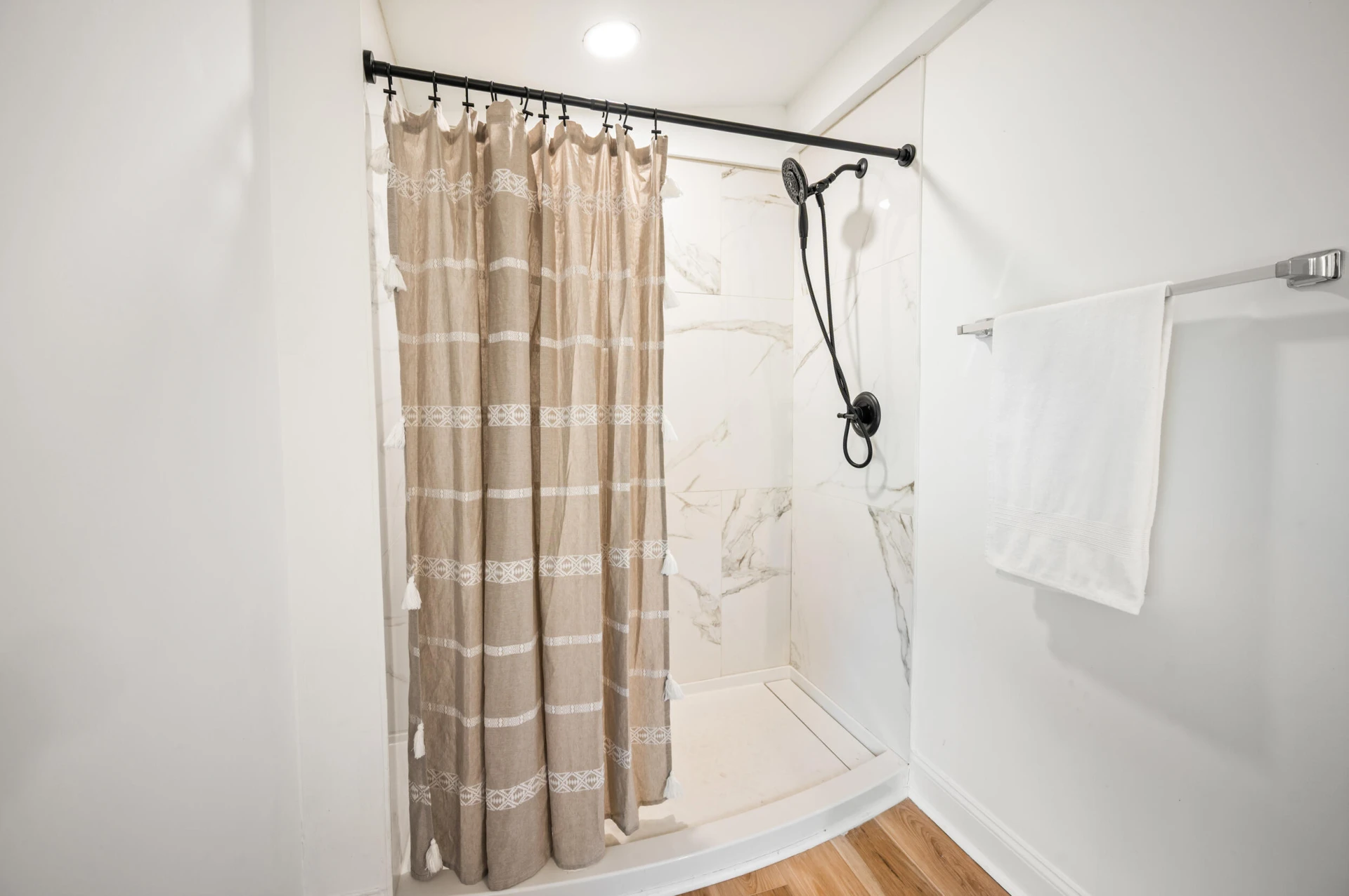 435 Stafford ST - Photo 24