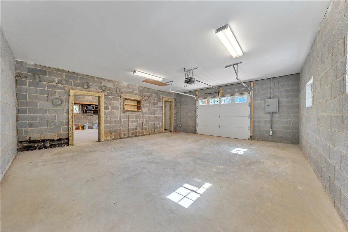 194 Rainbow Forest DR - Photo 24