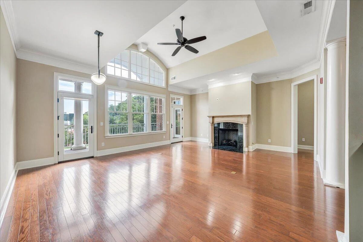2125 Yellow Mountain RD SE #APT 302 - Photo 5