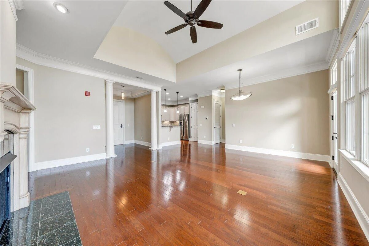 2125 Yellow Mountain RD SE #APT 302 - Photo 8
