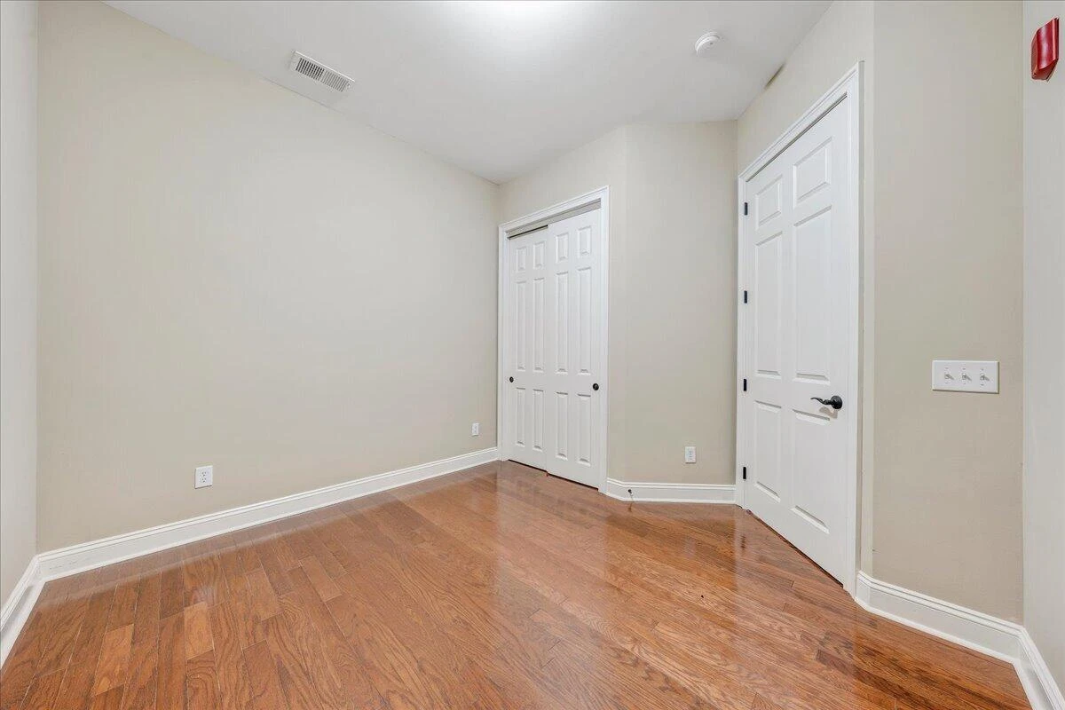 2125 Yellow Mountain RD SE #APT 302 - Photo 27