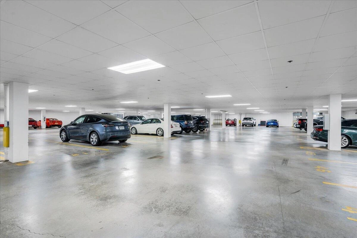 2125 Yellow Mountain RD SE #APT 302 - Photo 45