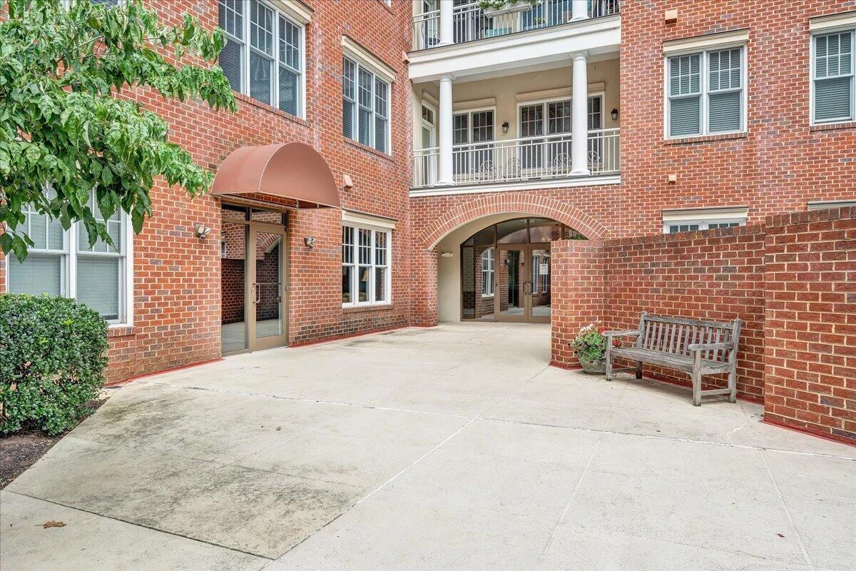 2125 Yellow Mountain RD SE #APT 302 - Photo 47