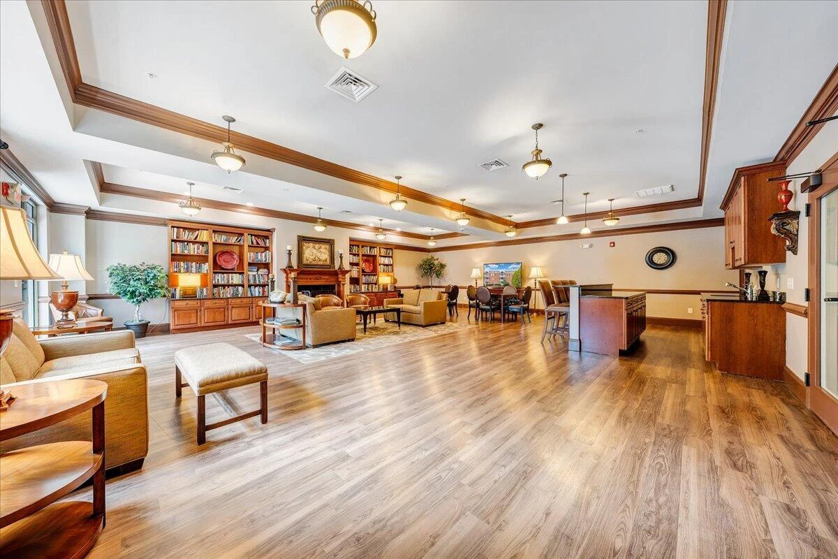 2125 Yellow Mountain RD SE #APT 302 - Photo 54