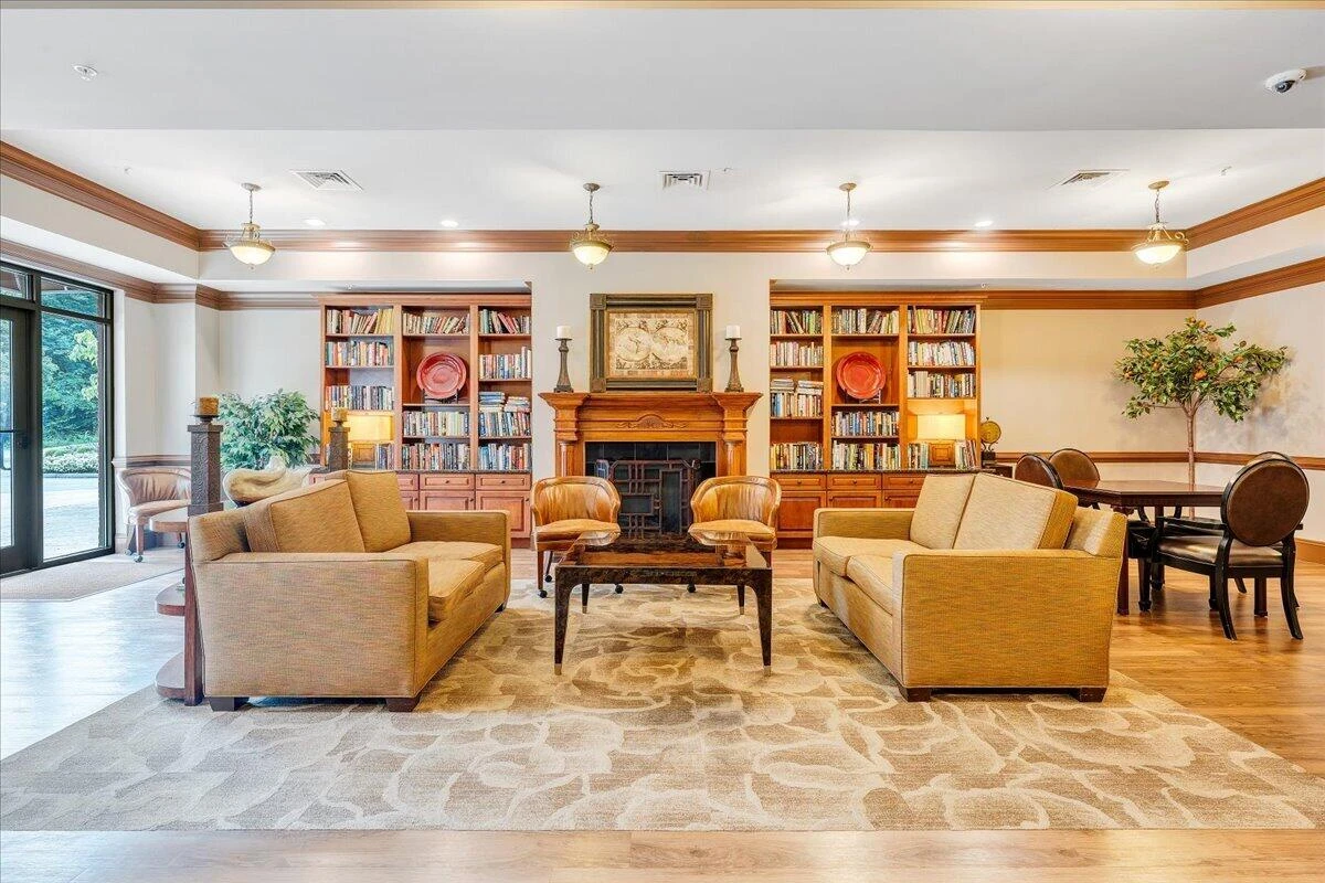 2125 Yellow Mountain RD SE #APT 302 - Photo 55