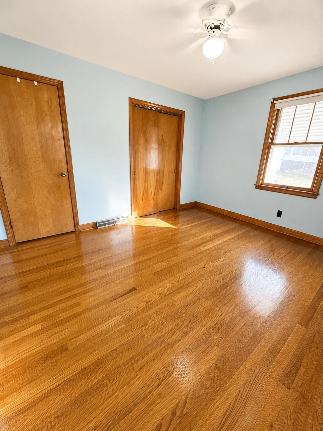 317 E Pennsylvania ST - Photo 25