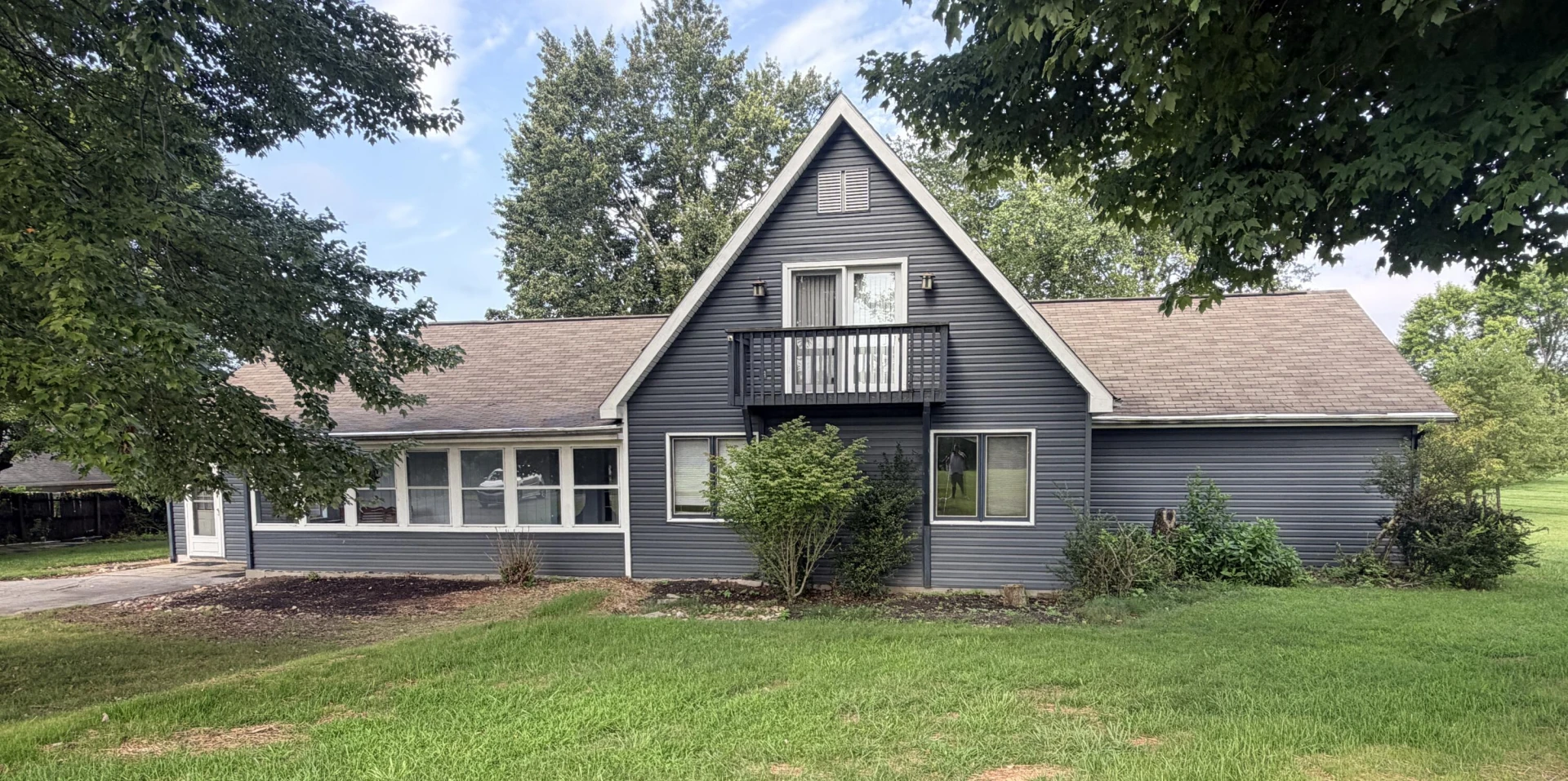 930 Stafford DR