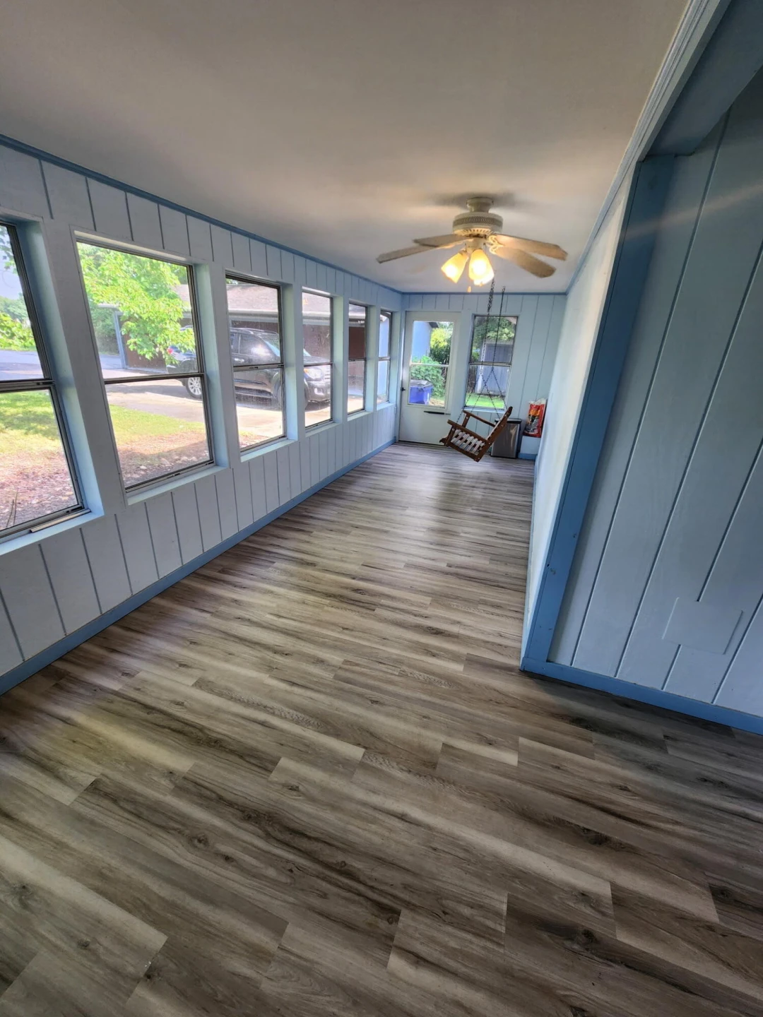 930 Stafford DR - Photo 4