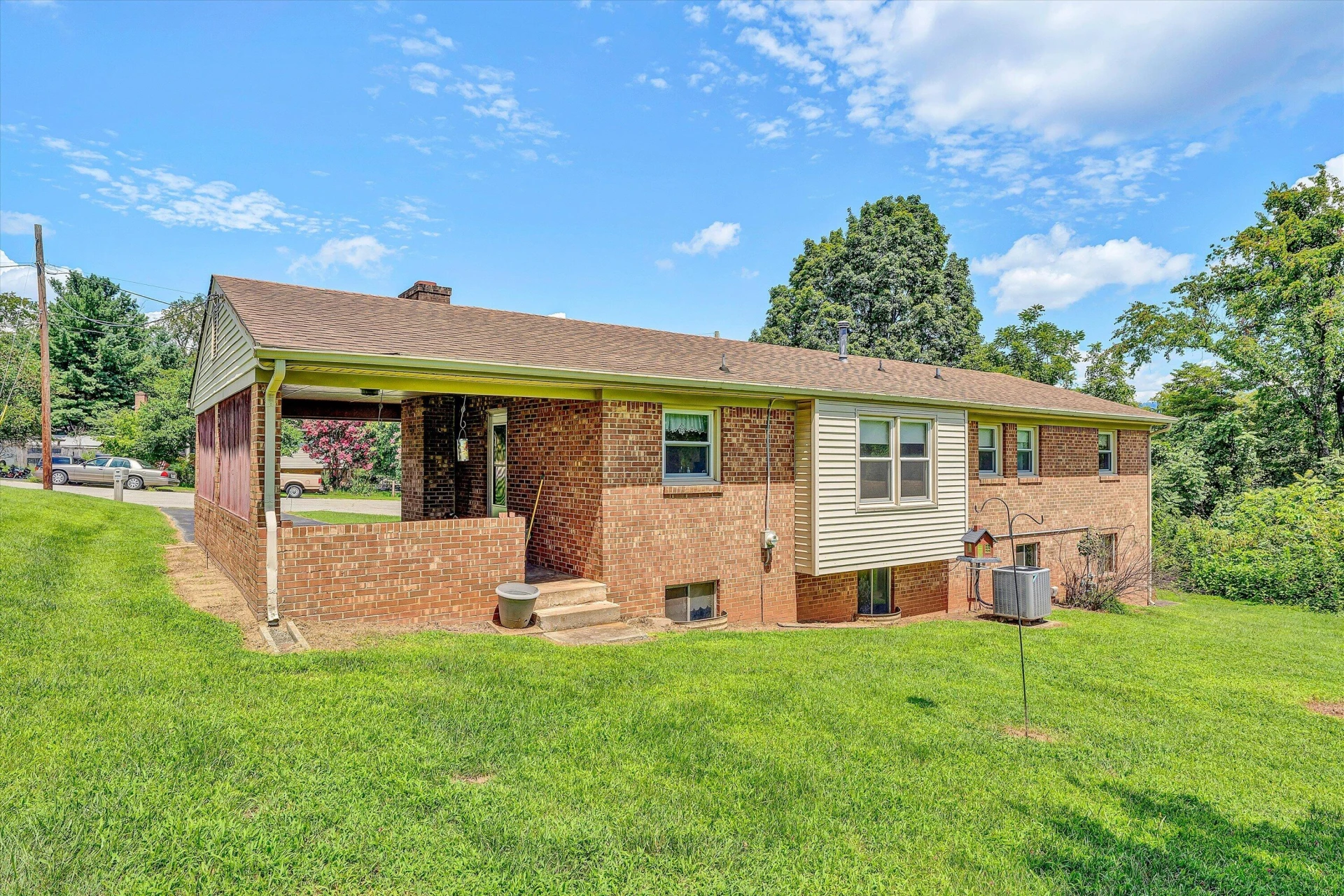 604 Aragona DR - Photo 28