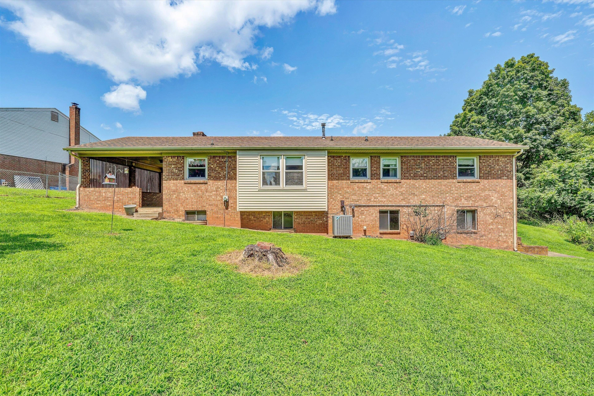 604 Aragona DR - Photo 29