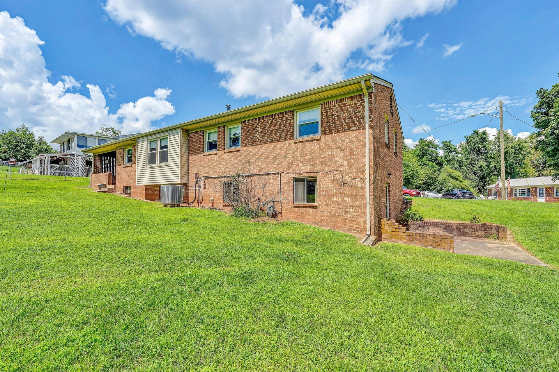 604 Aragona DR - Photo 30