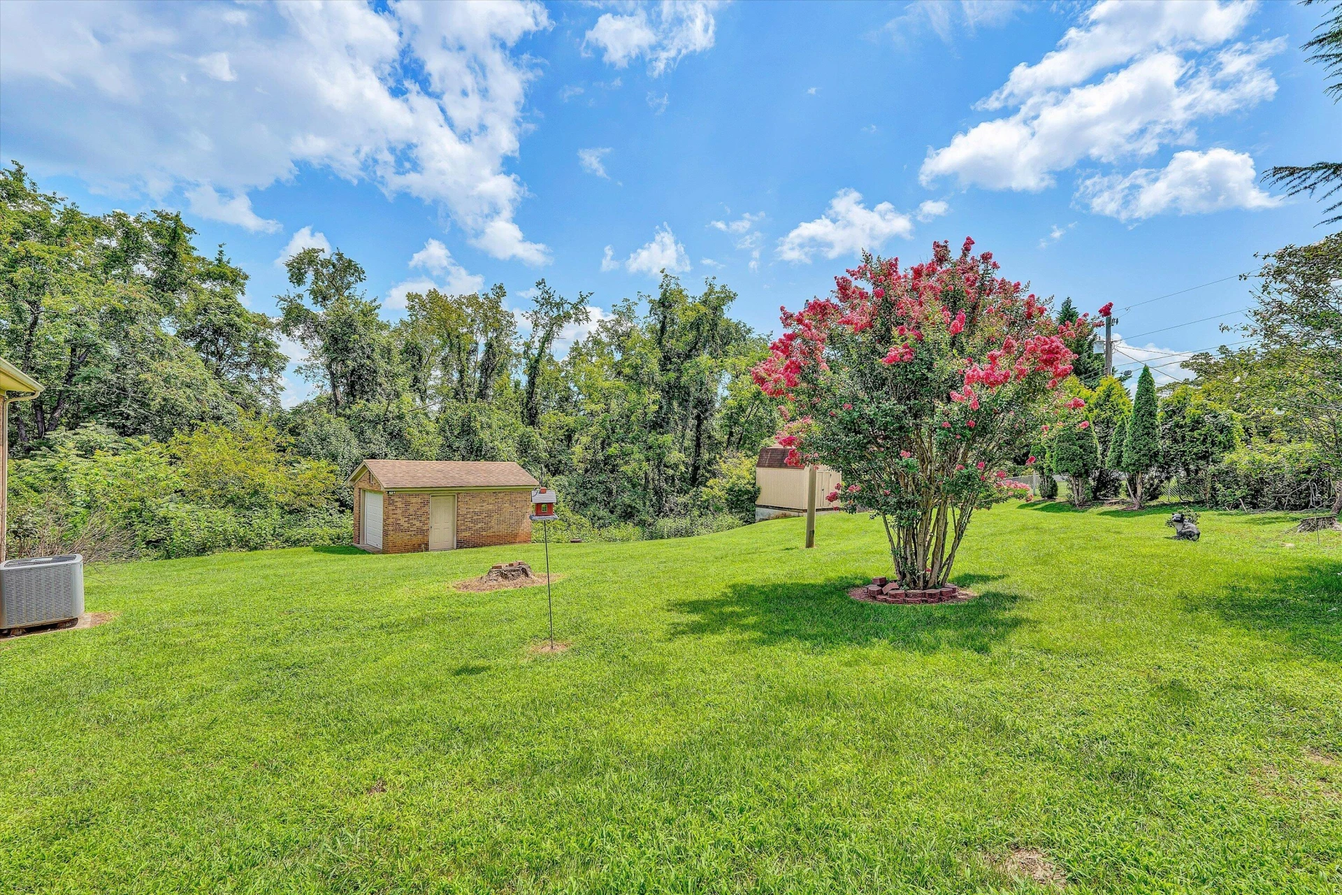 604 Aragona DR - Photo 35