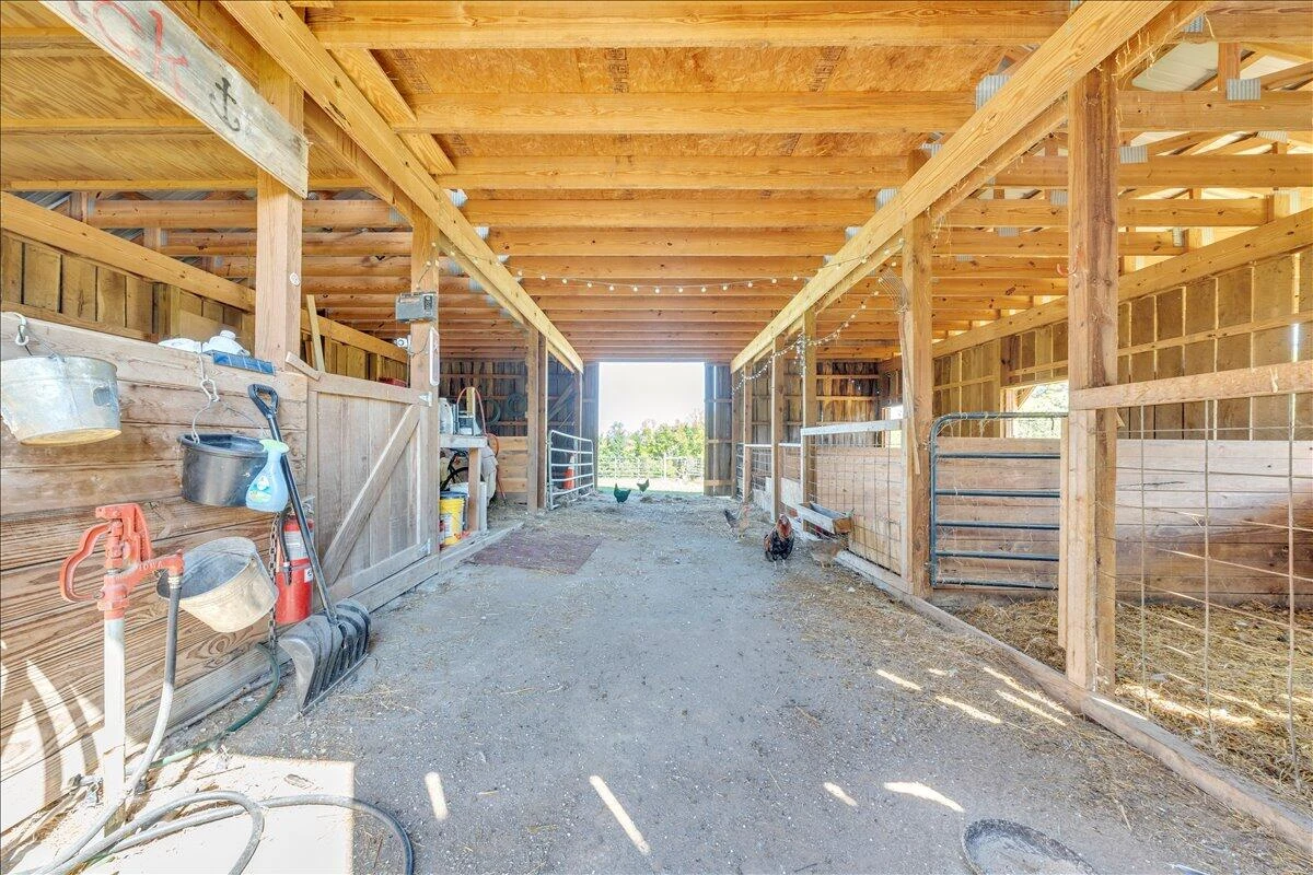 280 Woodwinds RD - Photo 8