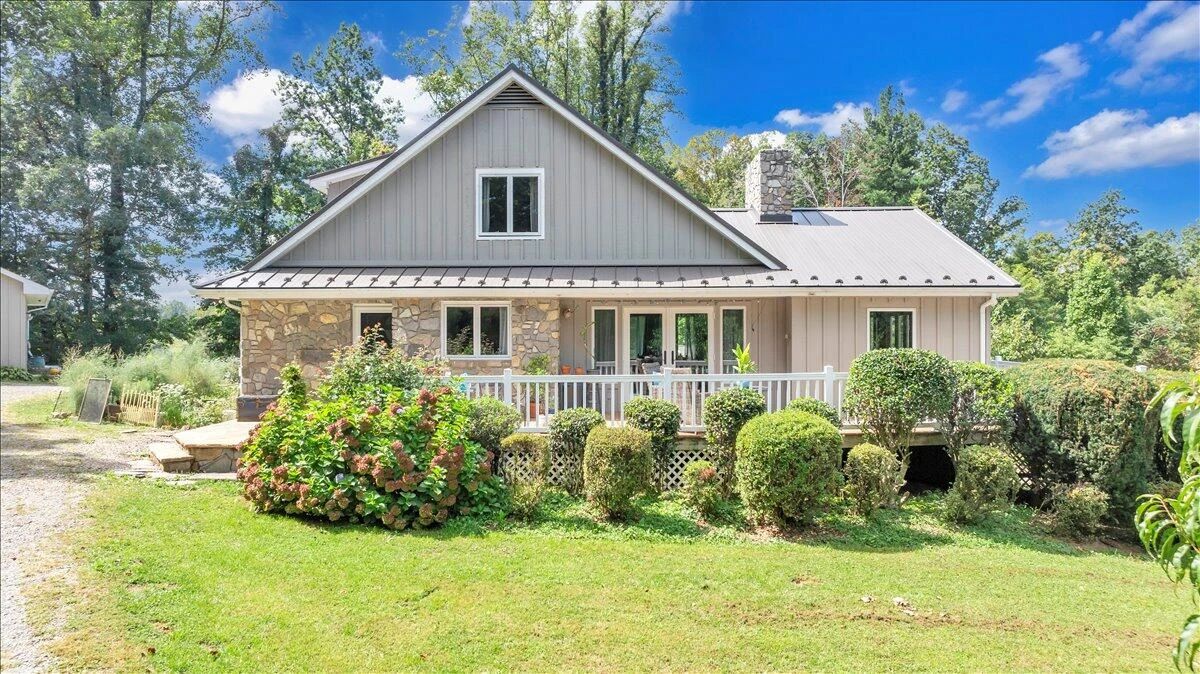 280 Woodwinds RD - Photo 56