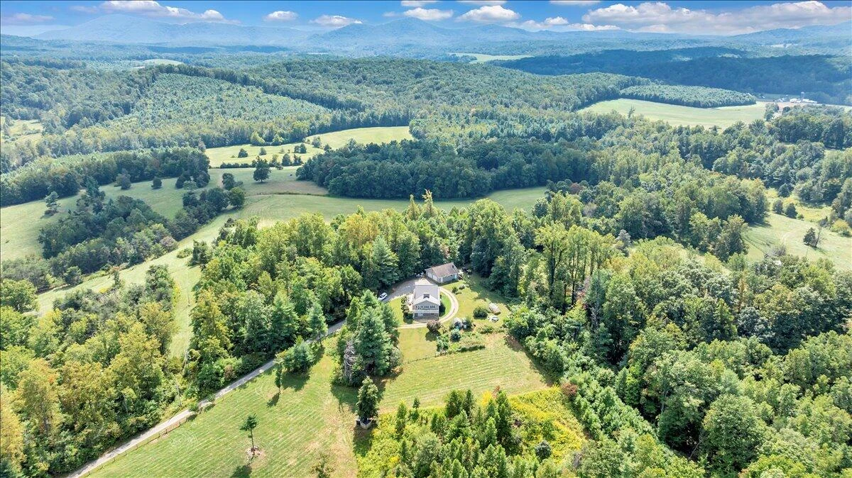280 Woodwinds RD - Photo 59