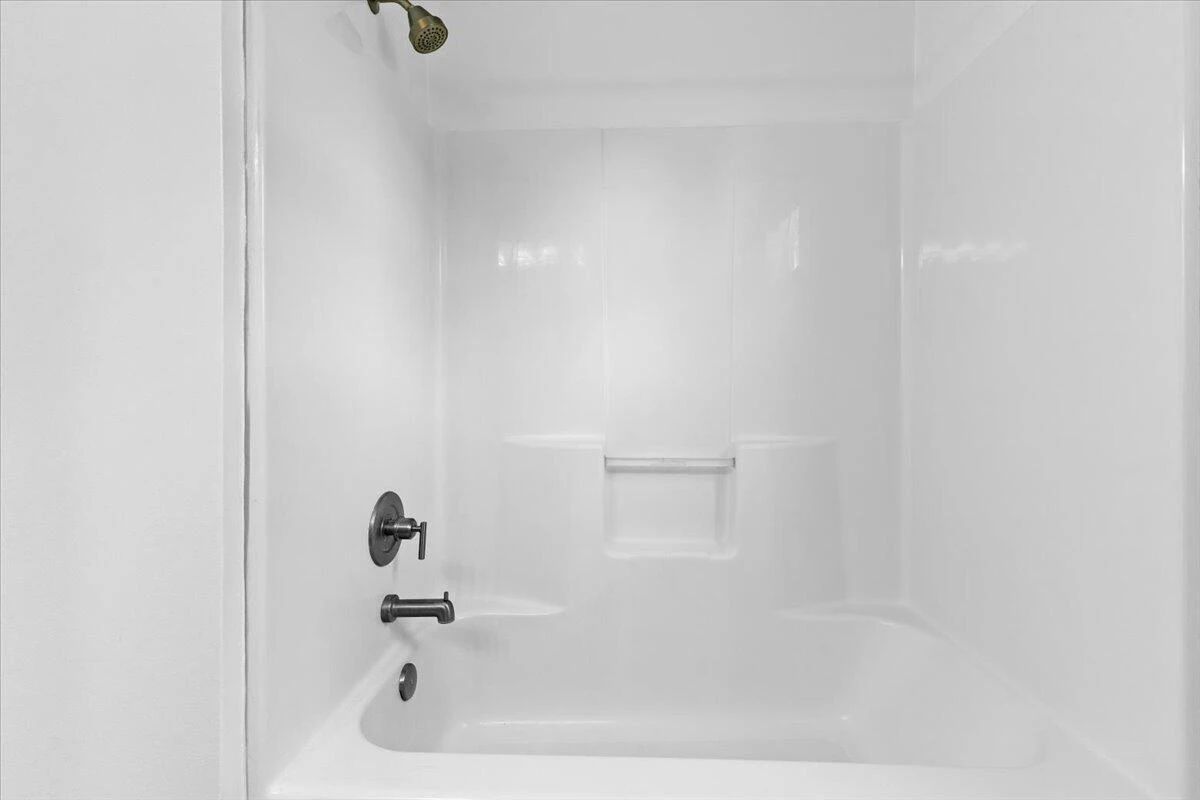 2956 Stonebridge CIR - Photo 12