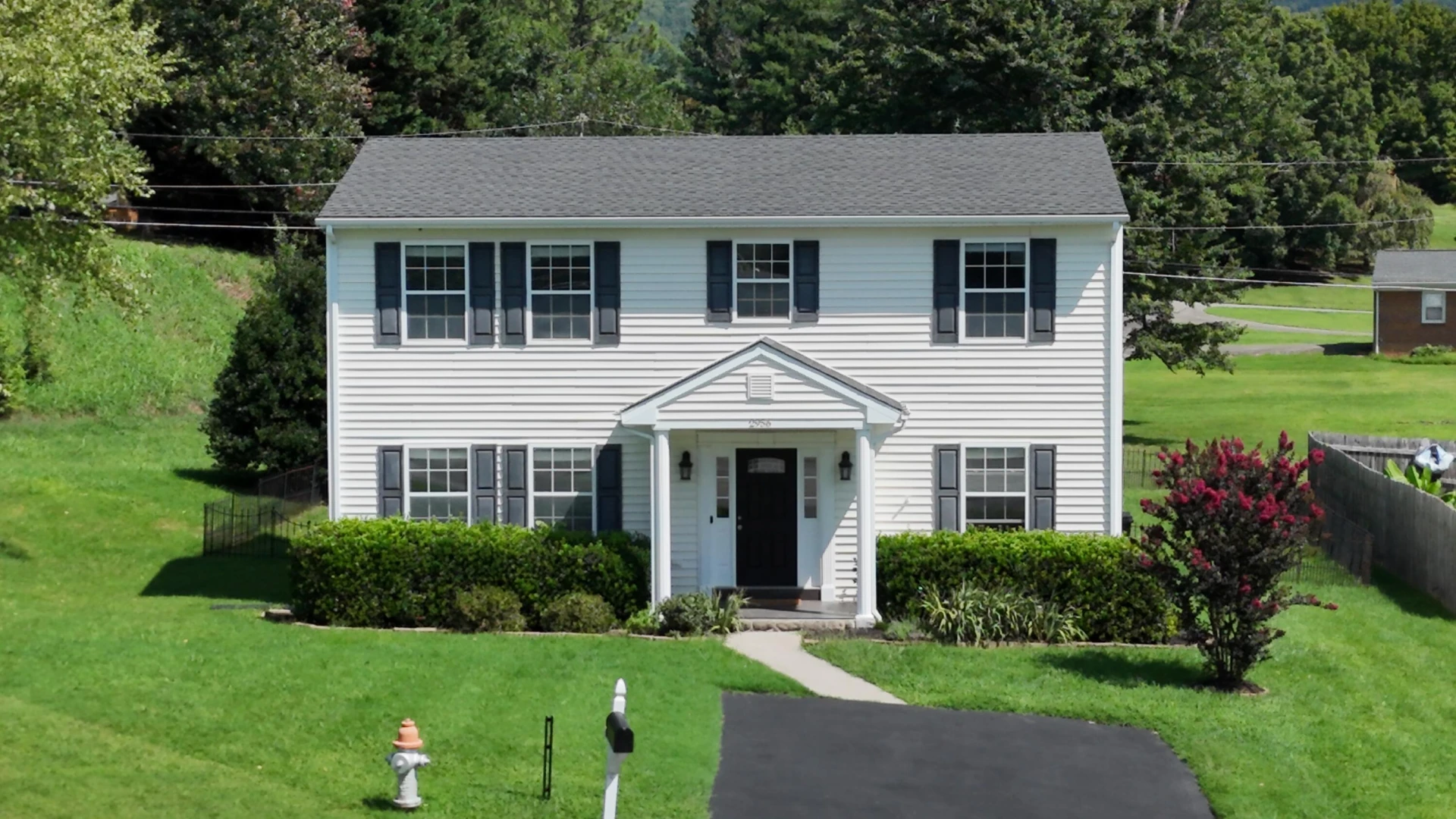 2956 Stonebridge CIR