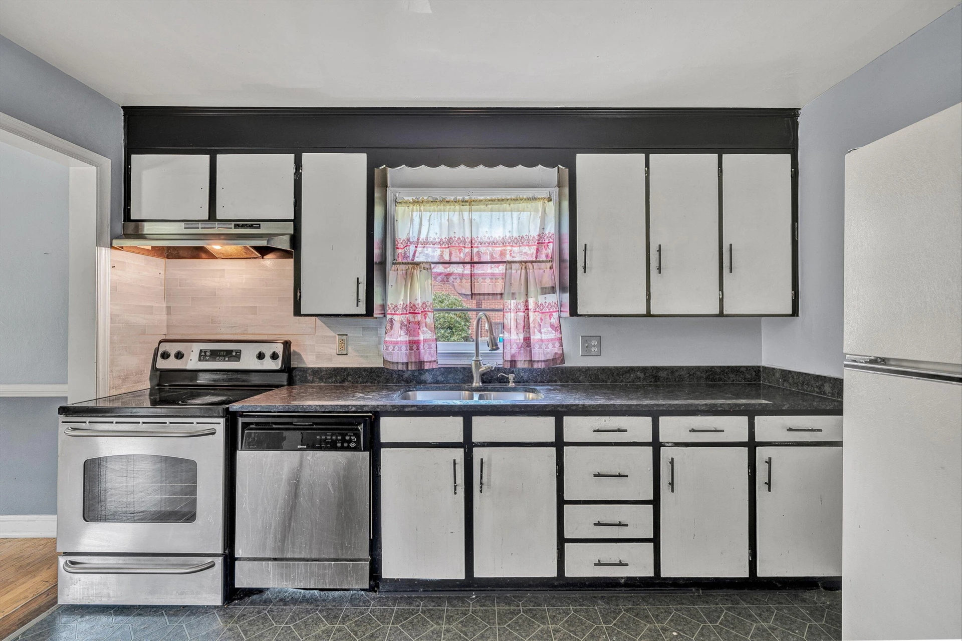 4443 Summit DR NW - Photo 9