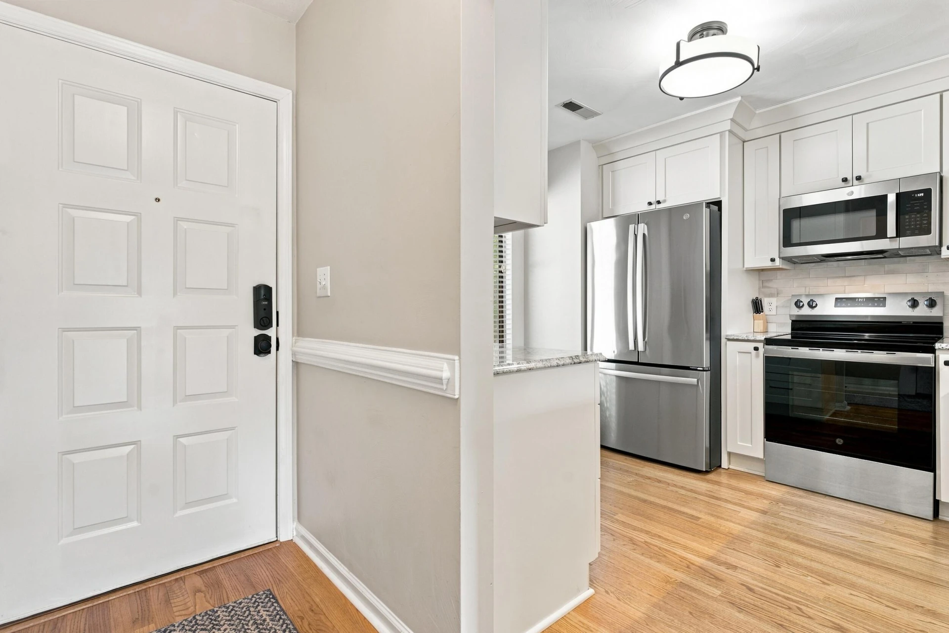 204 Harbor Ridge DR - Photo 2