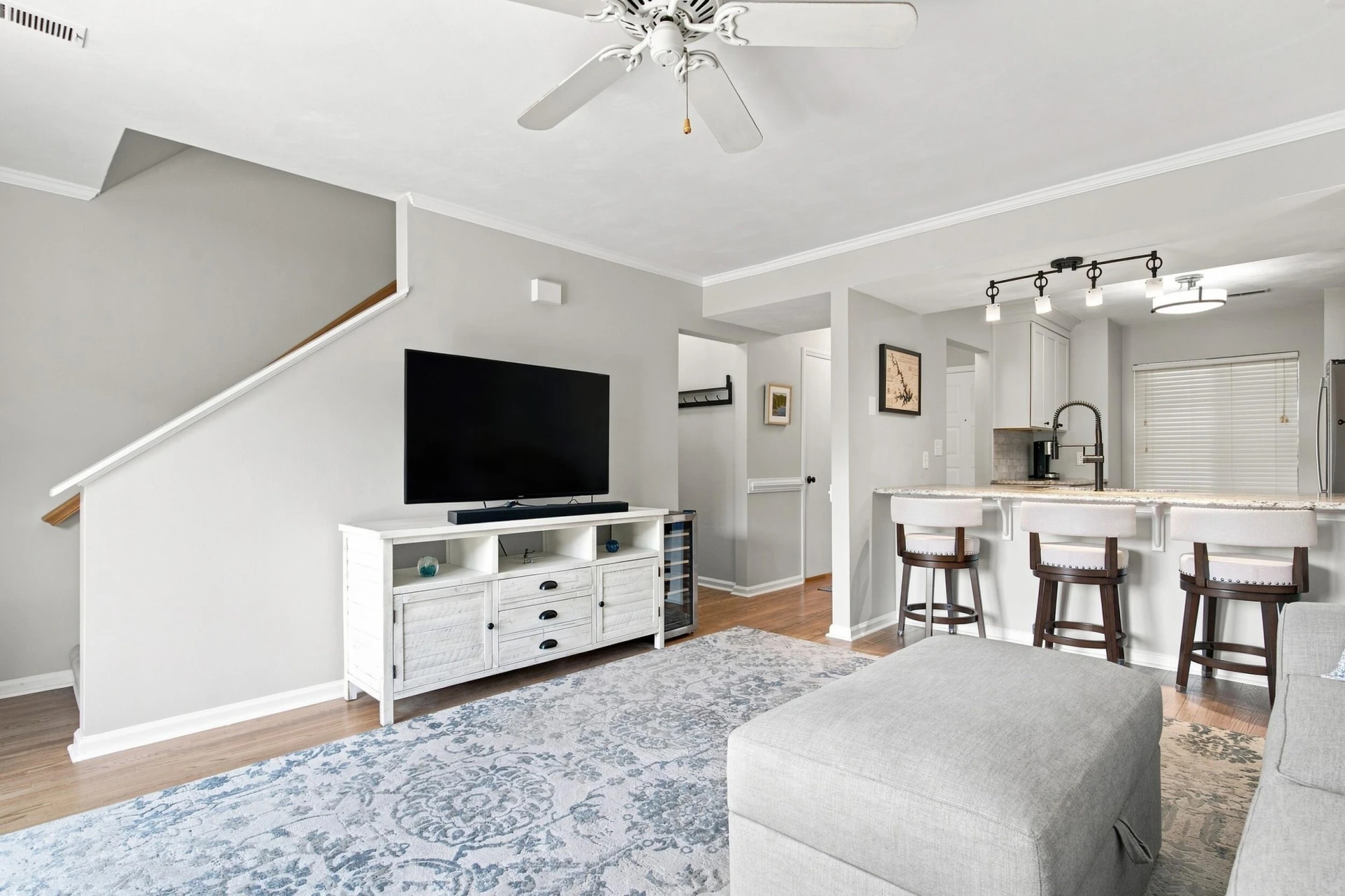 204 Harbor Ridge DR - Photo 8