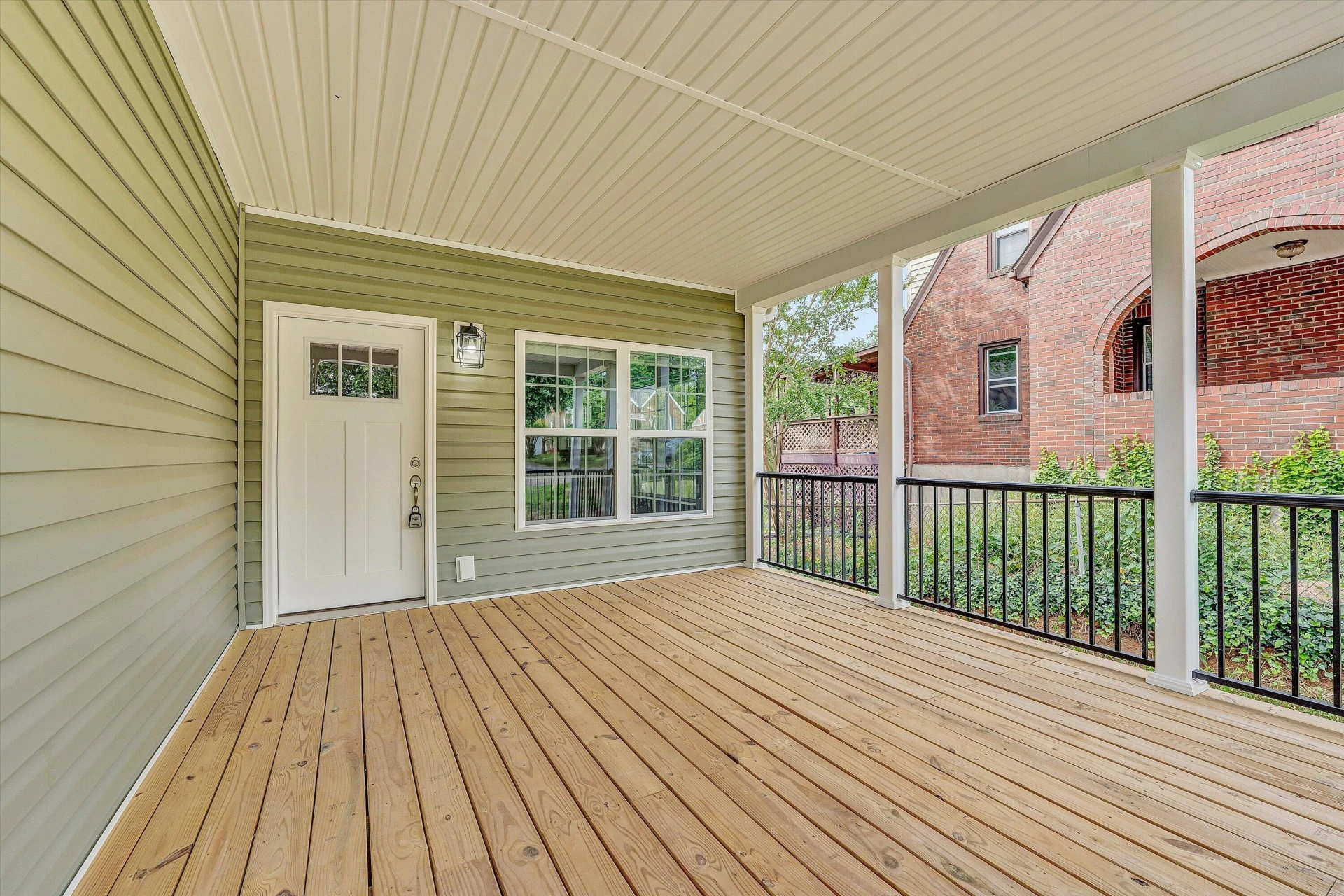 2717 Huntington BLVD NW - Photo 4