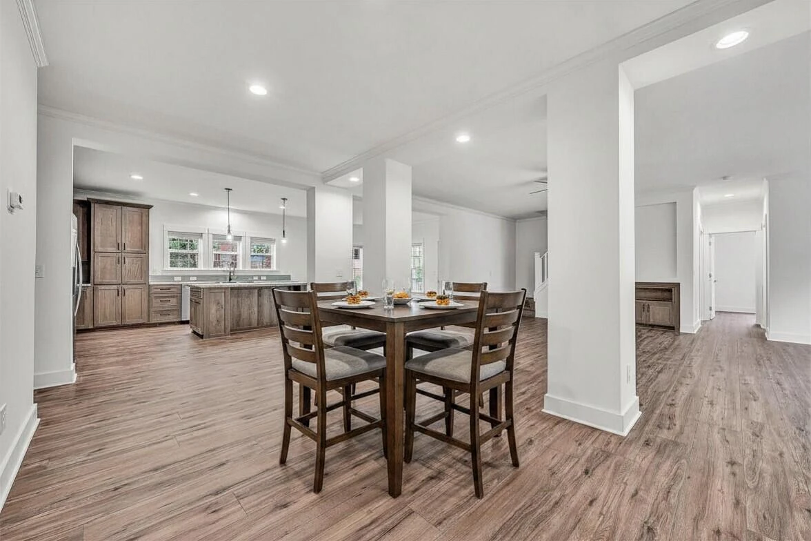 2717 Huntington BLVD NW - Photo 18
