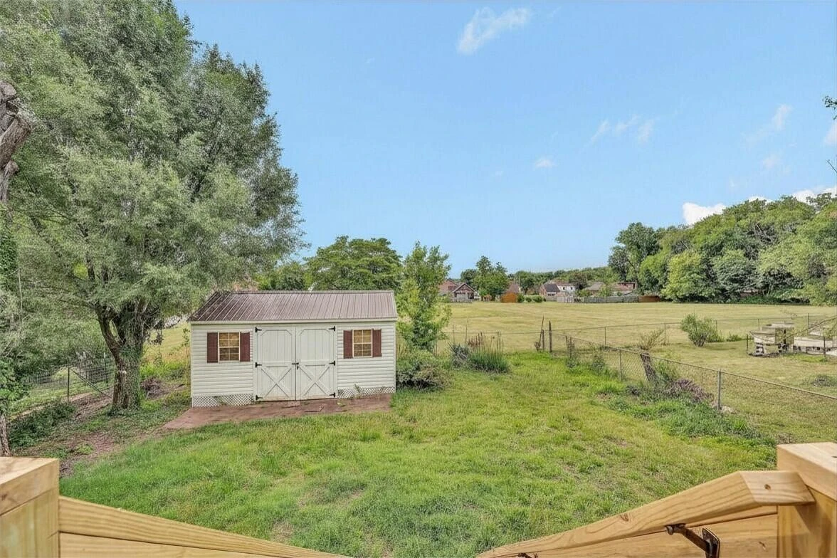 2717 Huntington BLVD NW - Photo 35