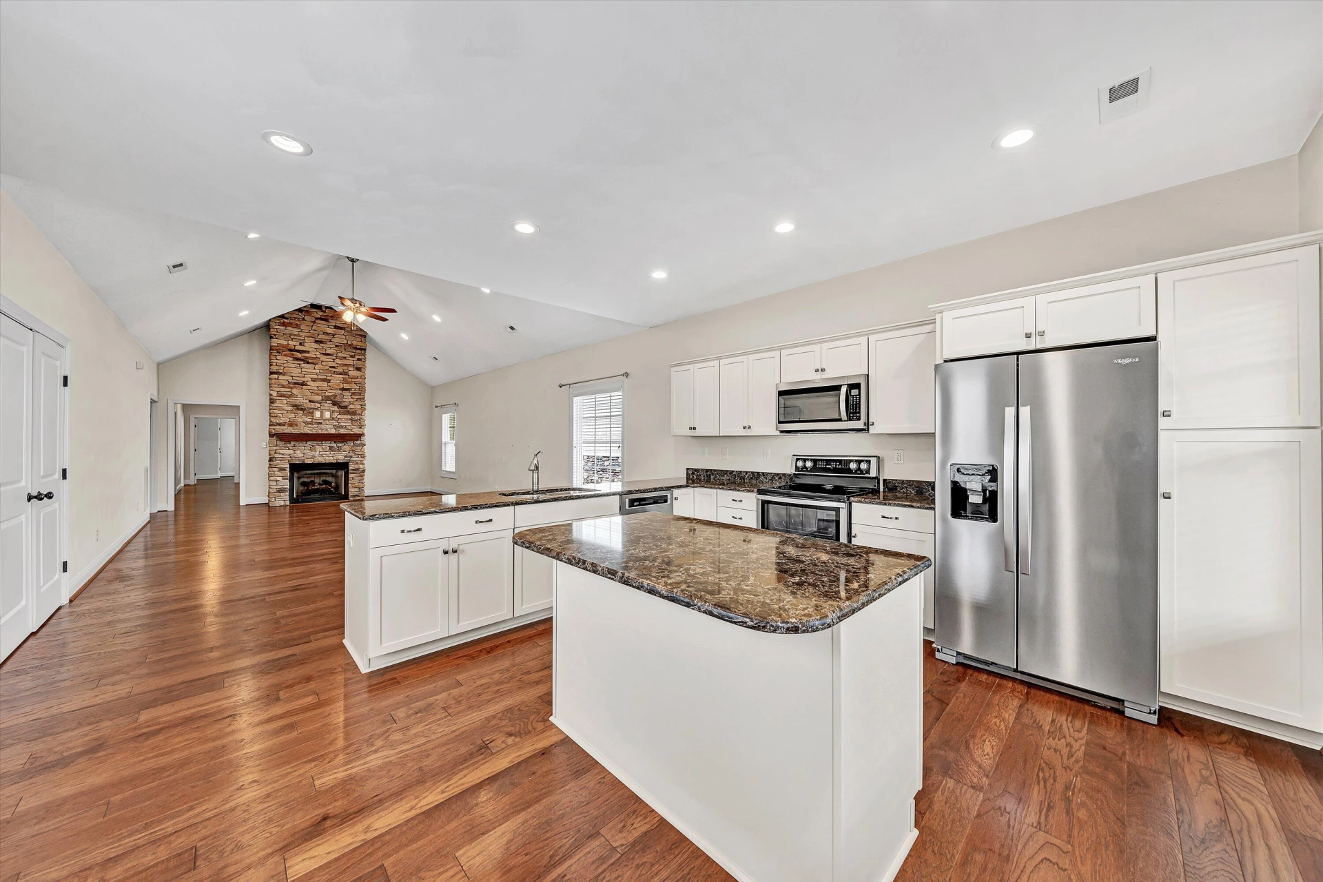 8110 Golden Oak LN - Photo 6