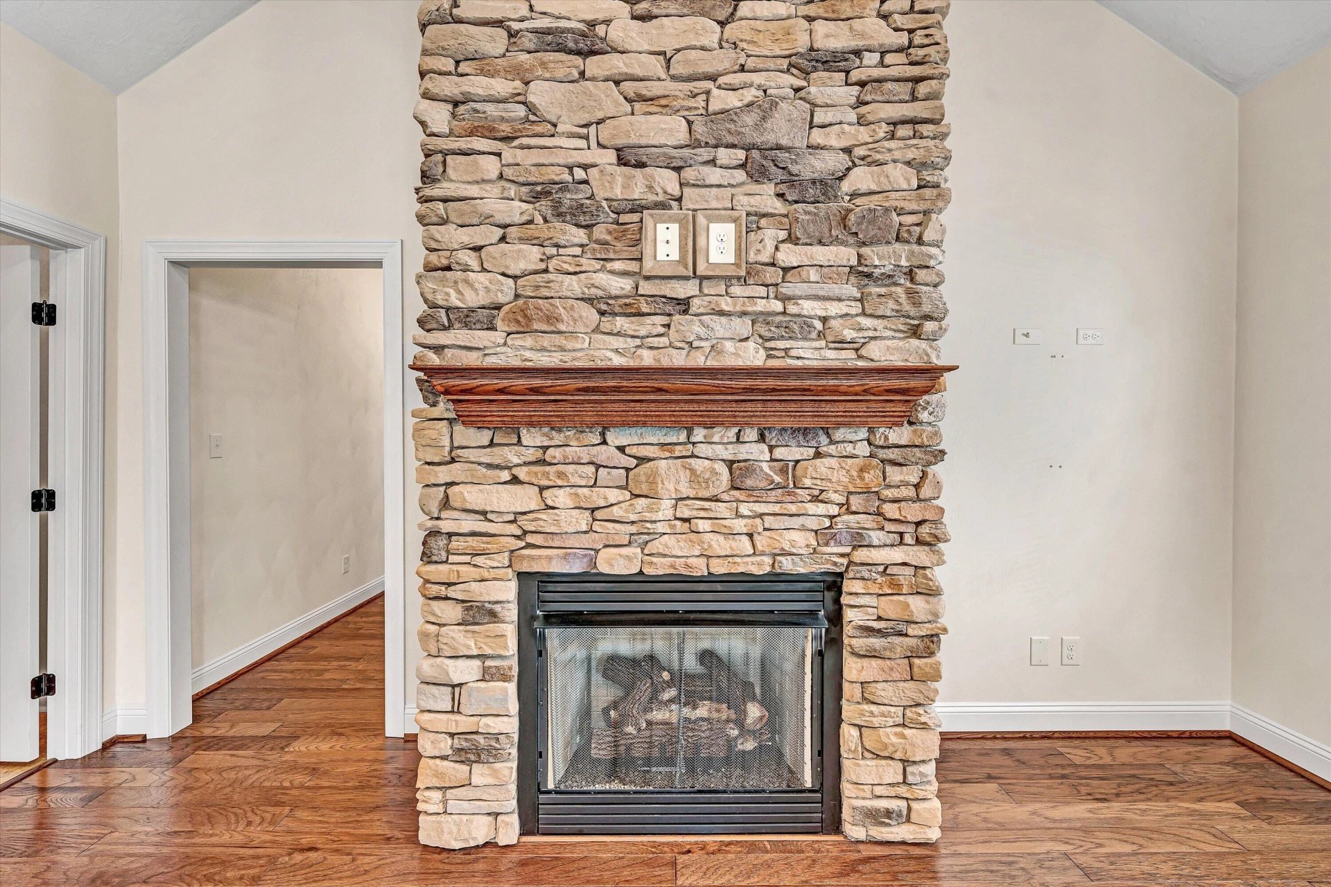 8110 Golden Oak LN - Photo 13