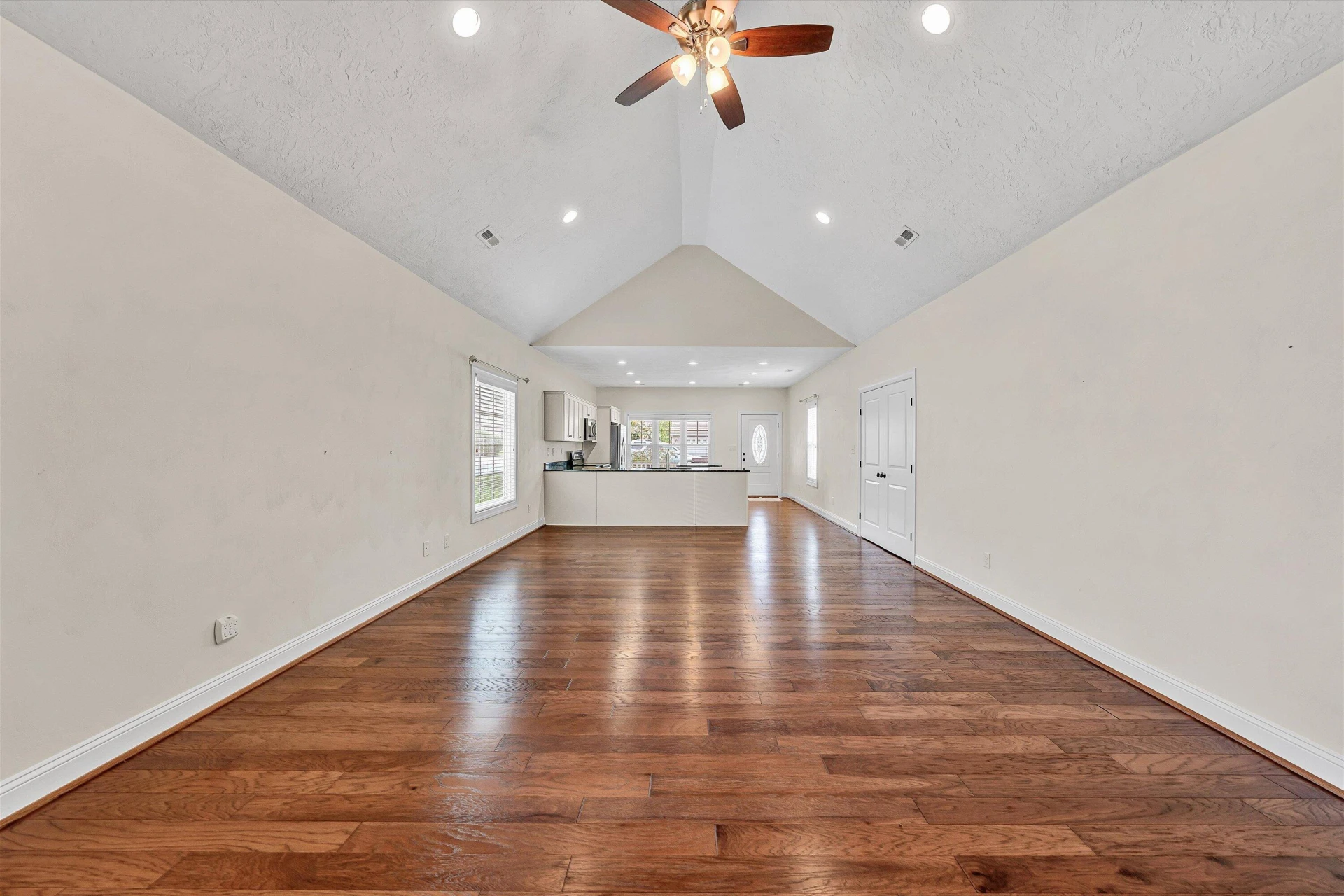 8110 Golden Oak LN - Photo 15