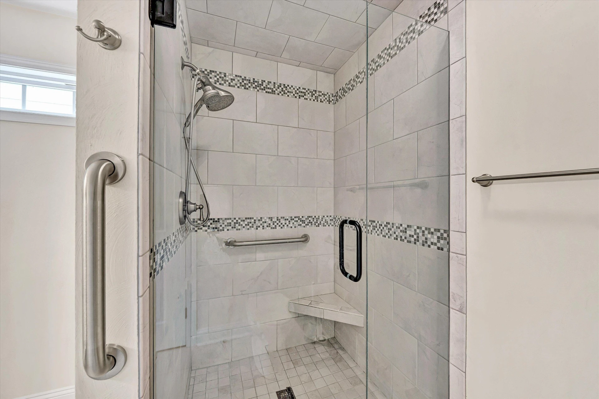 8110 Golden Oak LN - Photo 25
