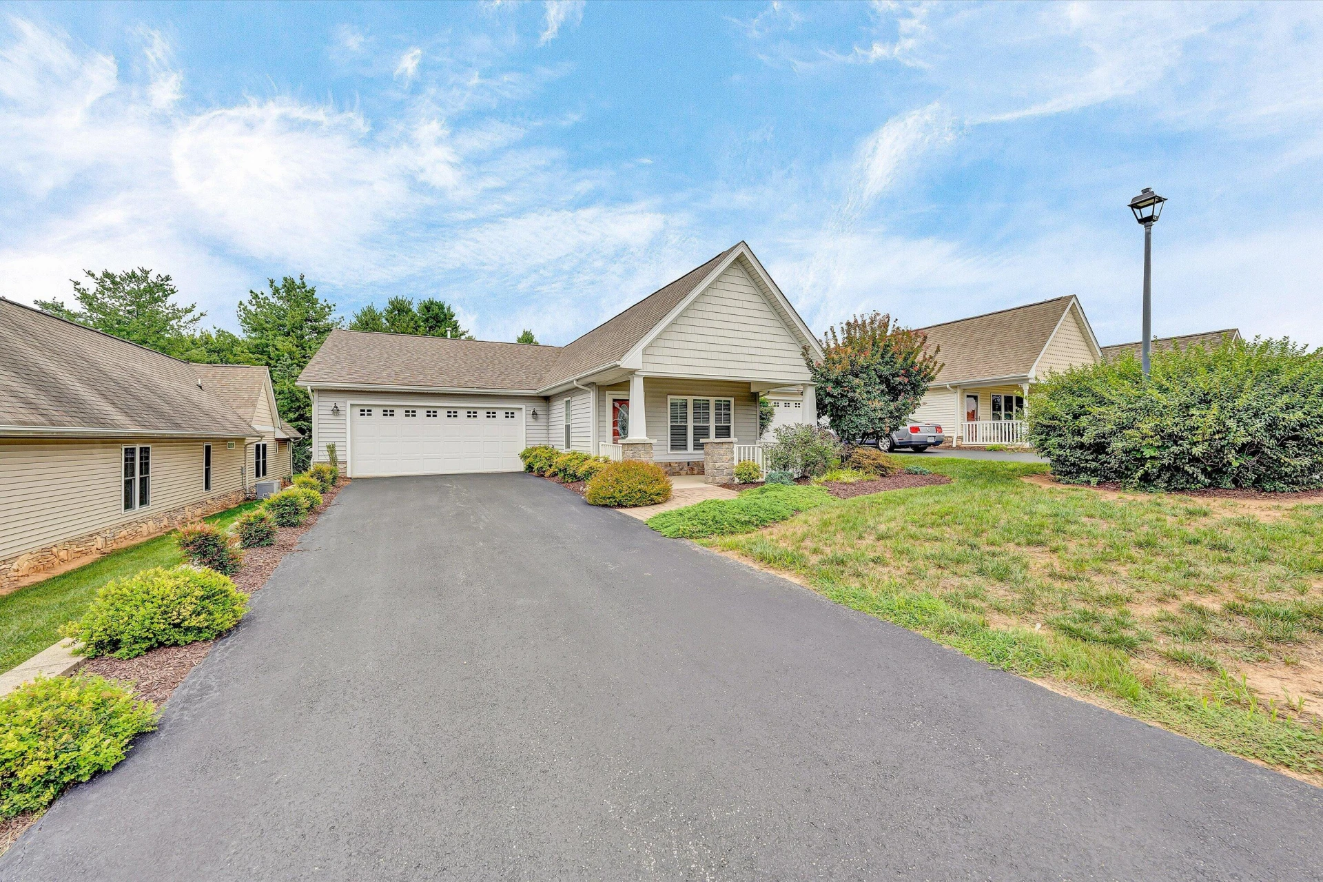 8110 Golden Oak LN - Photo 33