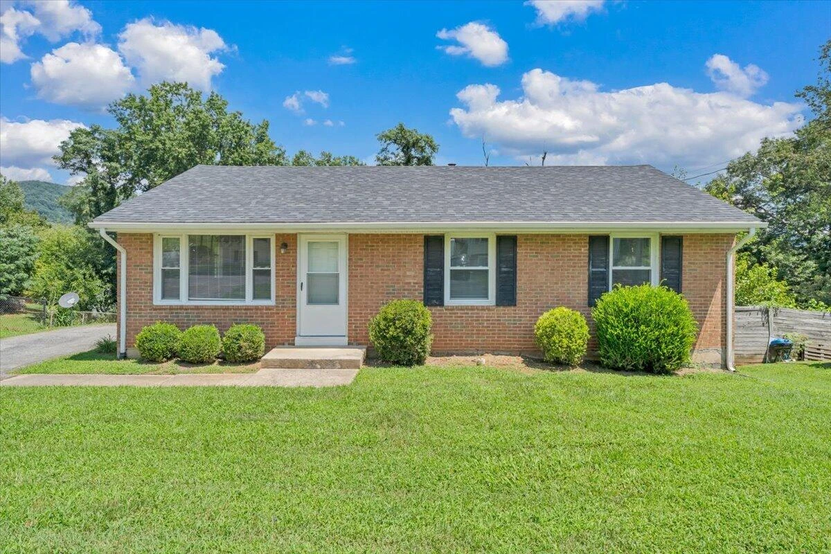 725 Ramada RD