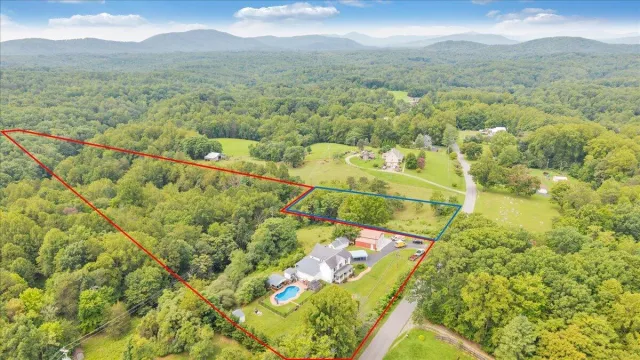 1150 Drewrys Hill RD
