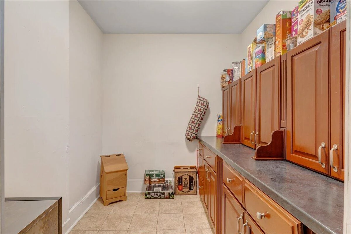 1150 Drewrys Hill RD - Photo 56