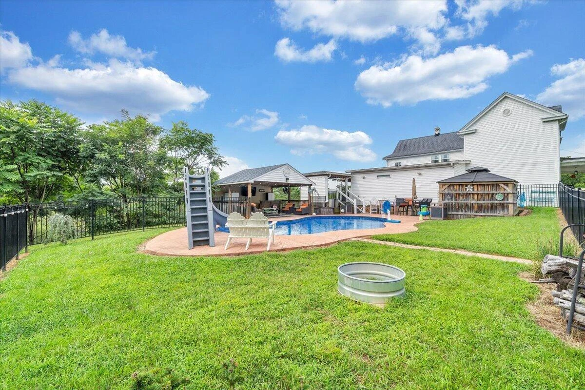 1150 Drewrys Hill RD - Photo 58