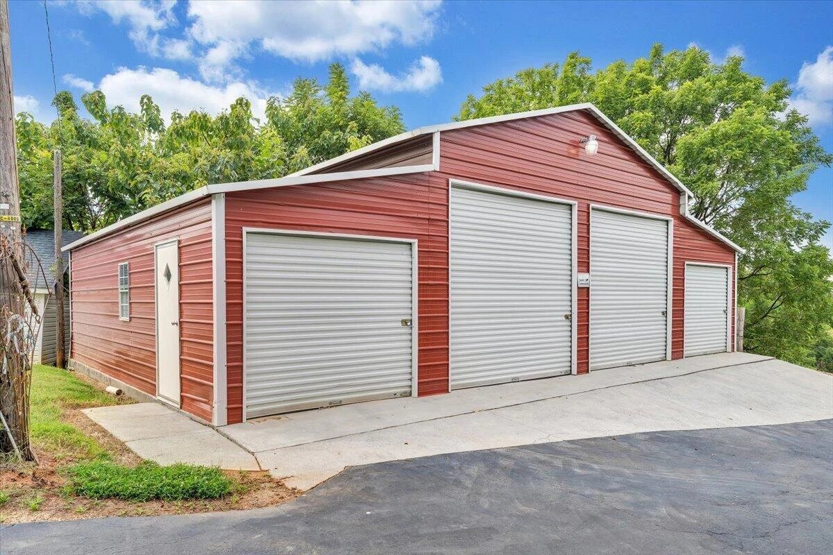 1150 Drewrys Hill RD - Photo 68