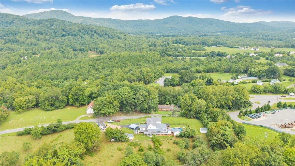1150 Drewrys Hill RD - Photo 76
