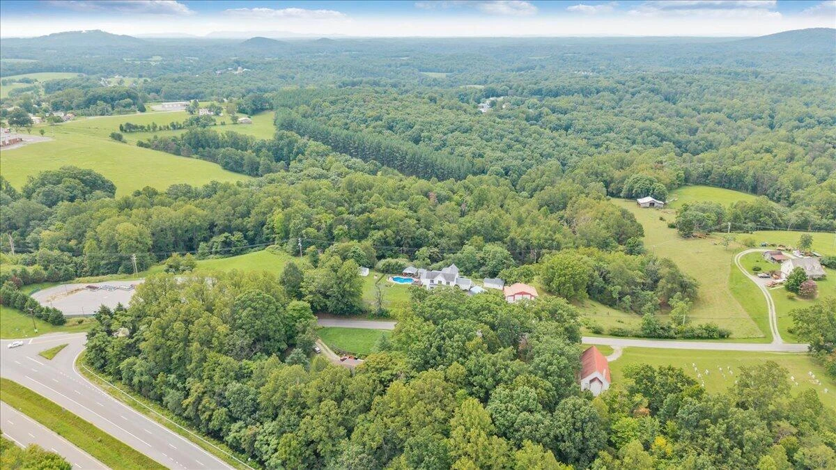 1150 Drewrys Hill RD - Photo 84