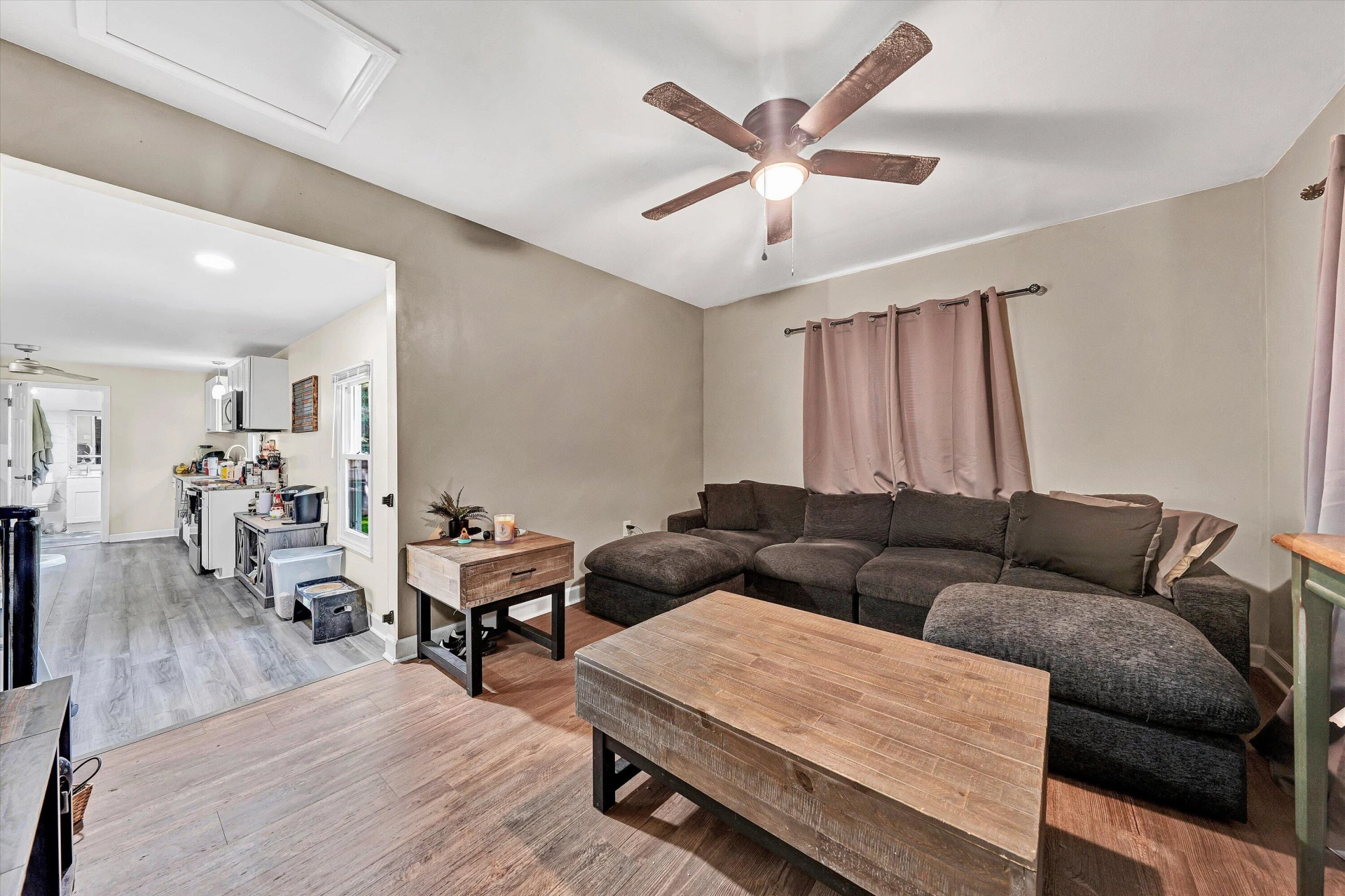 1425 Kefauver RD SE - Photo 3