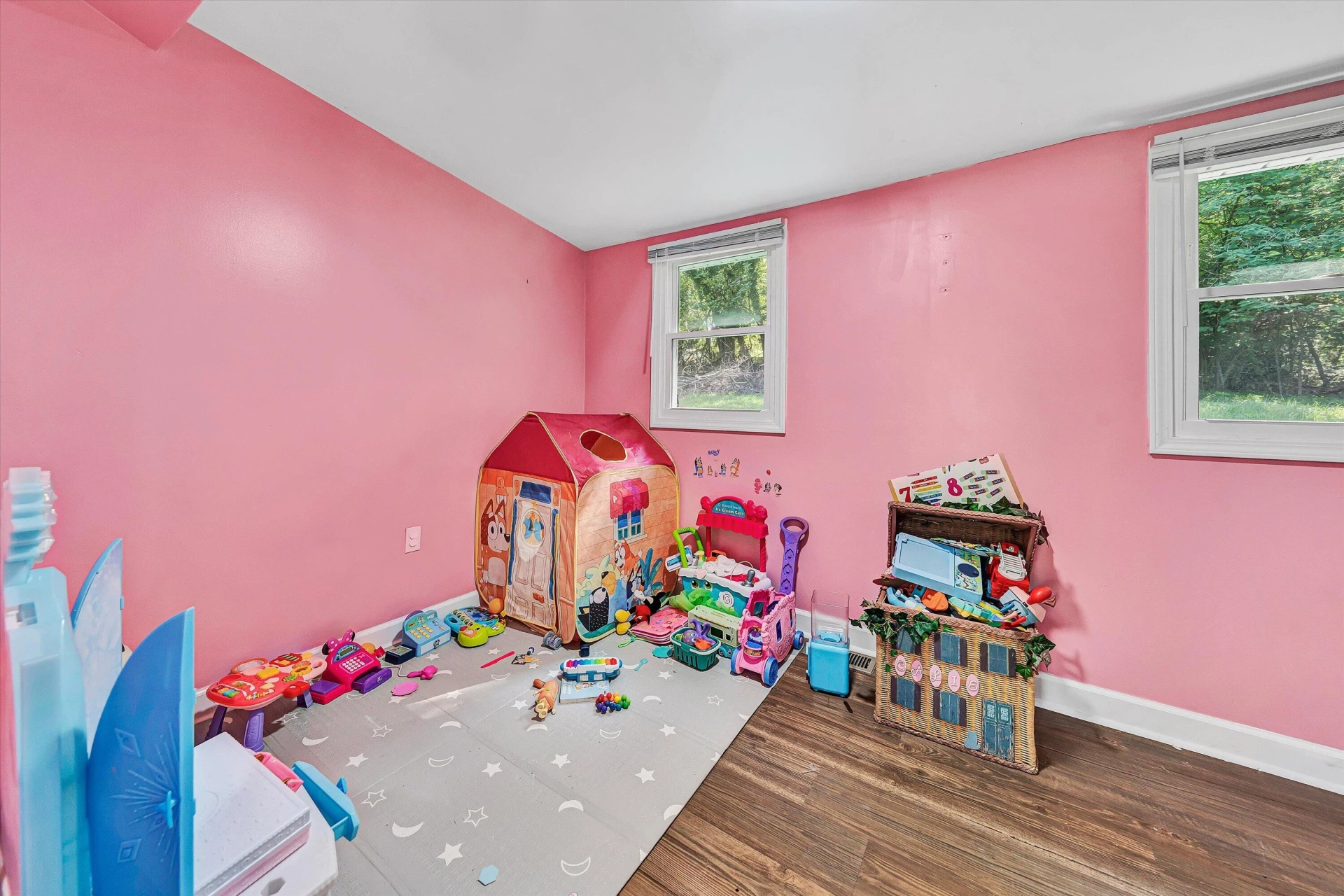 1425 Kefauver RD SE - Photo 11