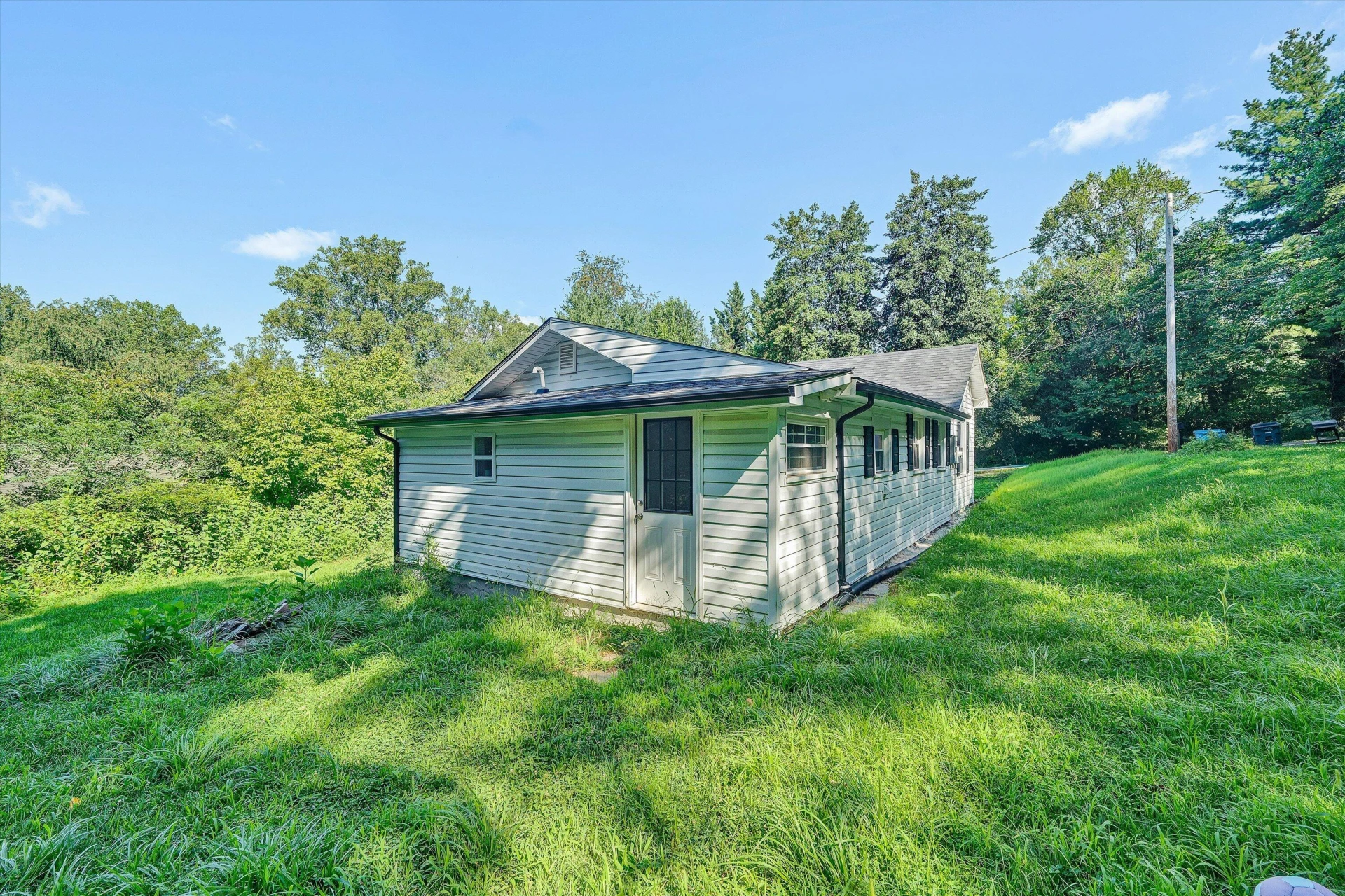 1425 Kefauver RD SE - Photo 15