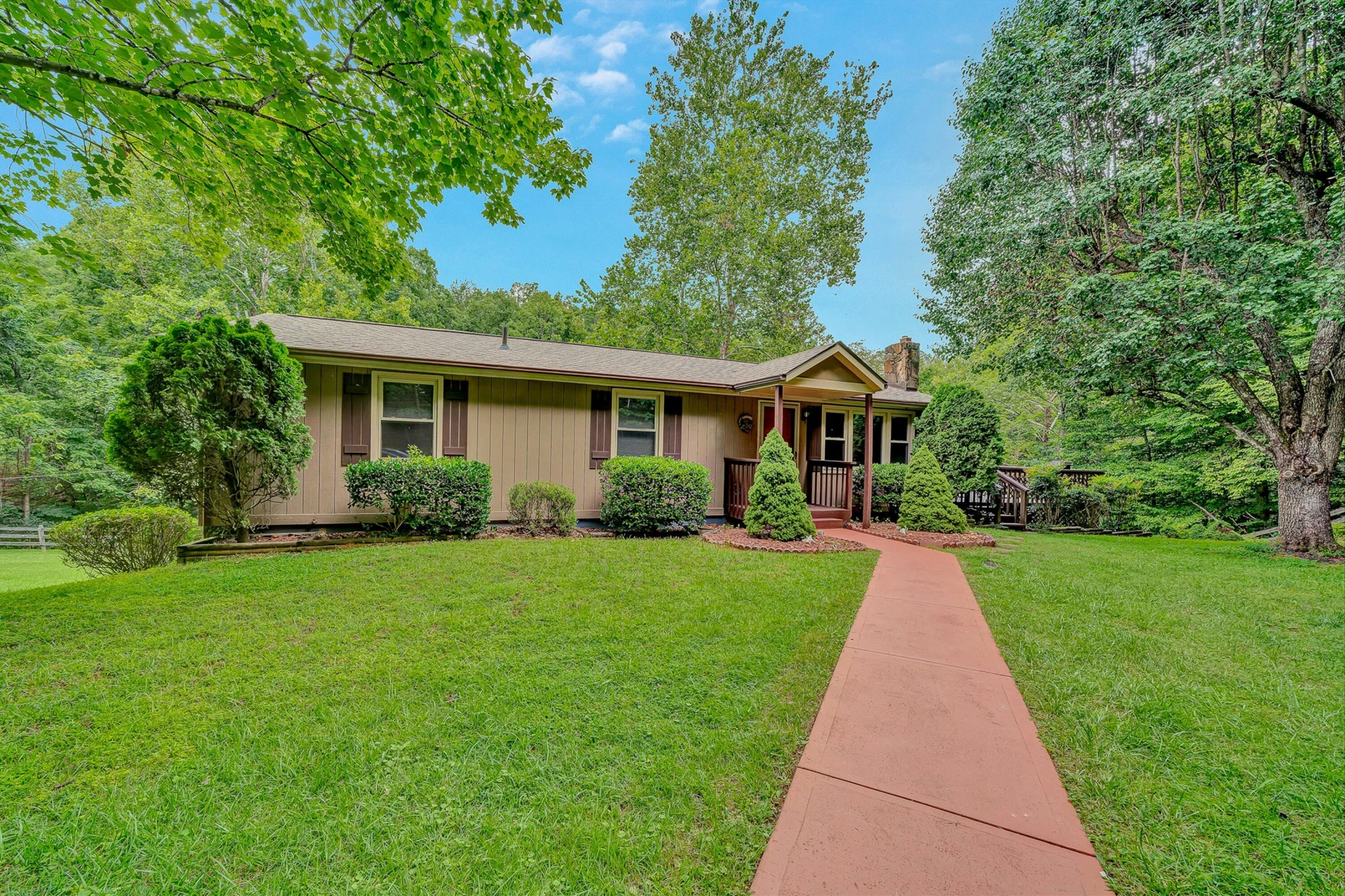 1005 Questor ST - Photo 13