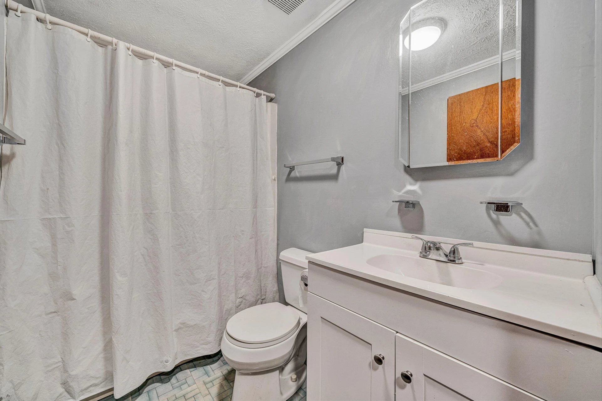 1005 Questor ST - Photo 17