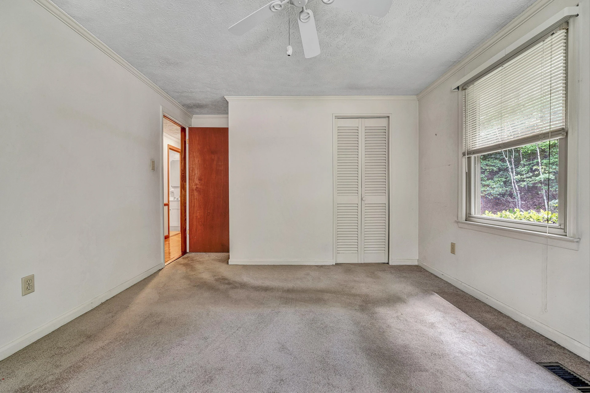 1005 Questor ST - Photo 21