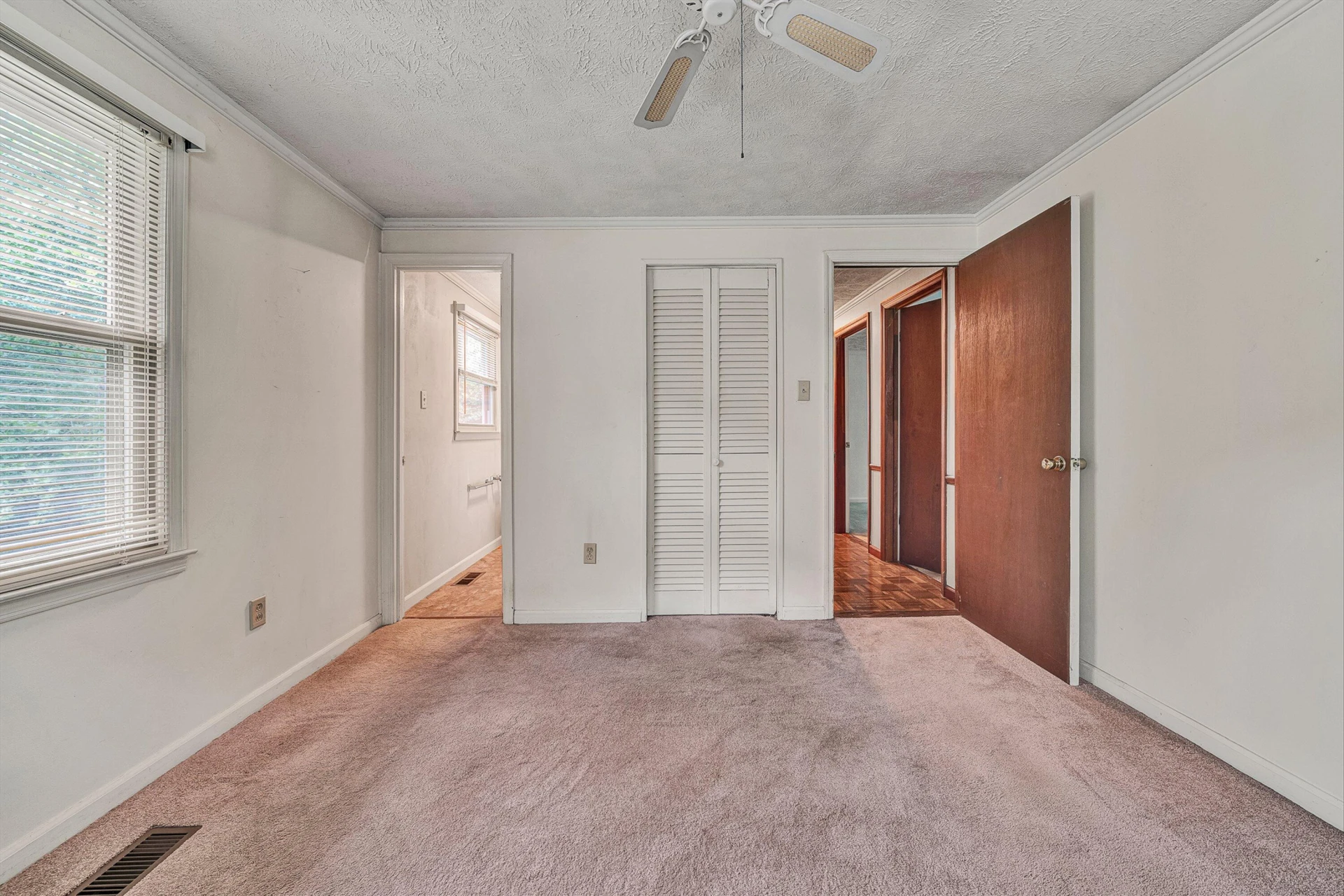 1005 Questor ST - Photo 23