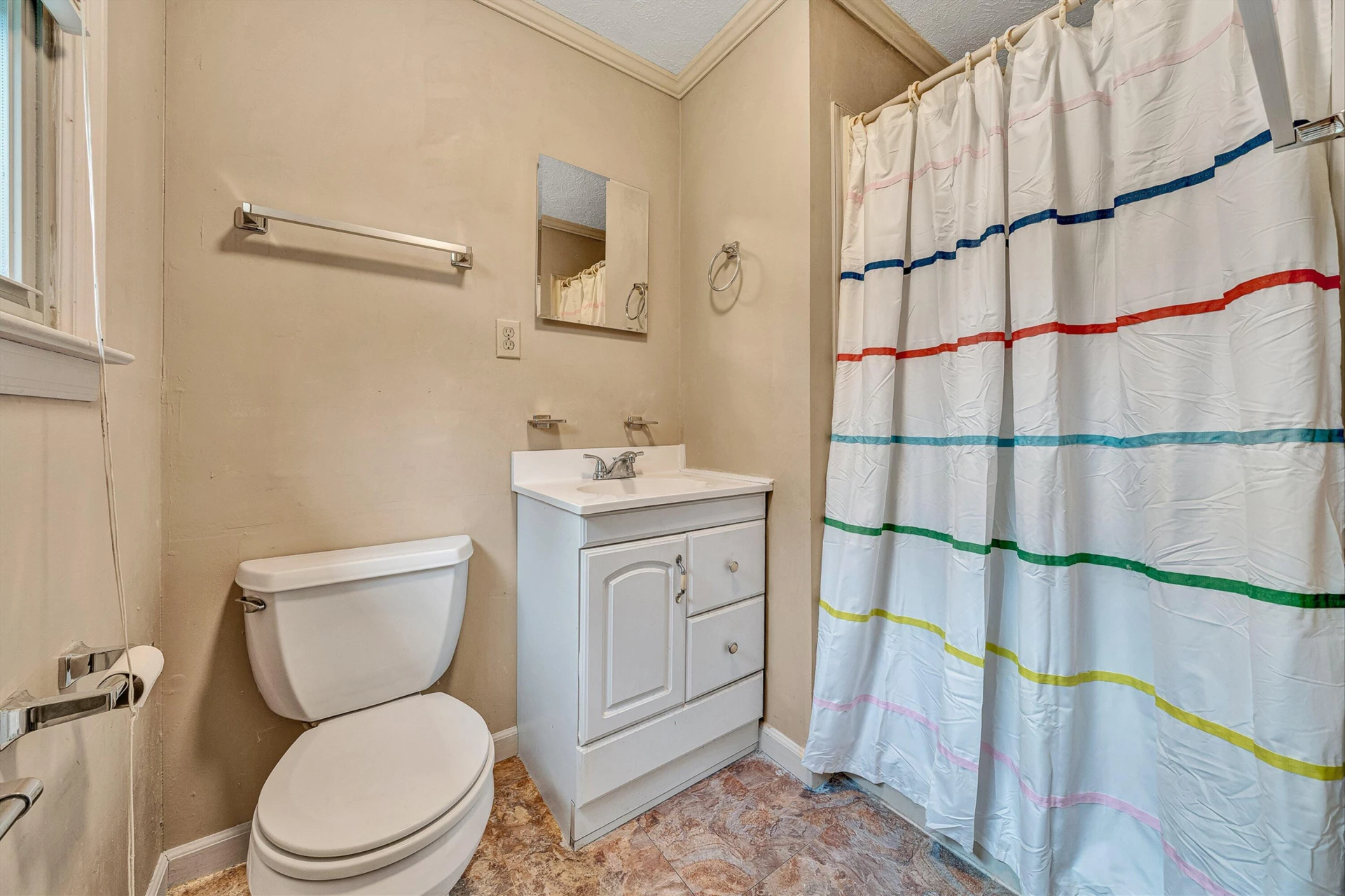 1005 Questor ST - Photo 24