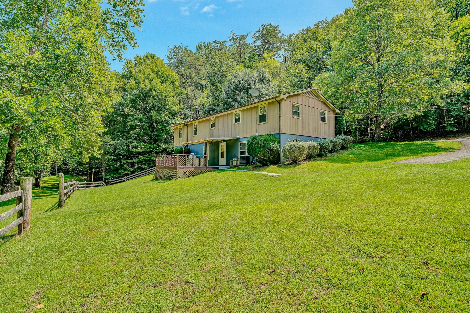 1005 Questor ST - Photo 37