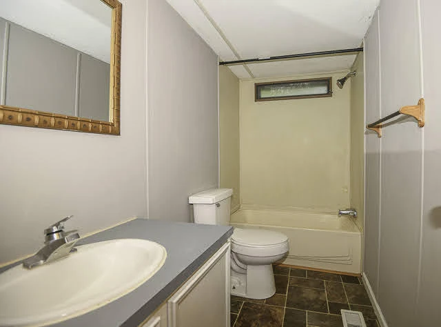 204 Bentwood DR - Photo 13