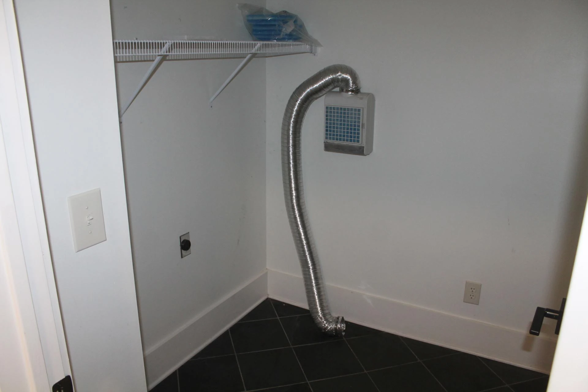 917 Stuart RD SE - Photo 31